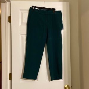 Old Navy. Green. Size 8. Harper mid rise pant. Never worn!